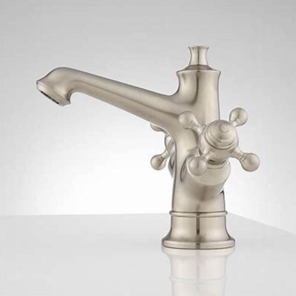 Traditional Designer Sink faucet